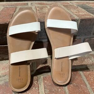 Time and Tru Women's Two Band Sandals white and peach size 11